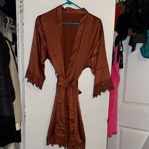 Elegant Brown Lace Trim Robe